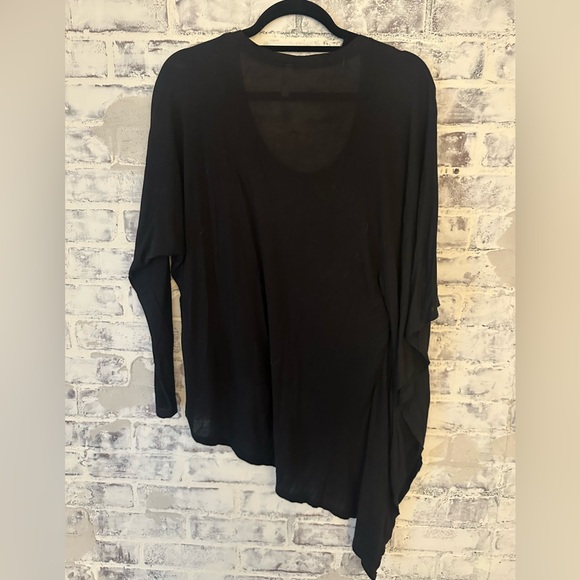 Black long sleeve asymmetrical tunic top - Picture 5 of 6